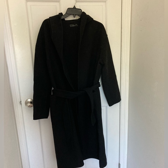 Elegant Black Women's Coat black wool trench style with hood - Picture 4 of 5